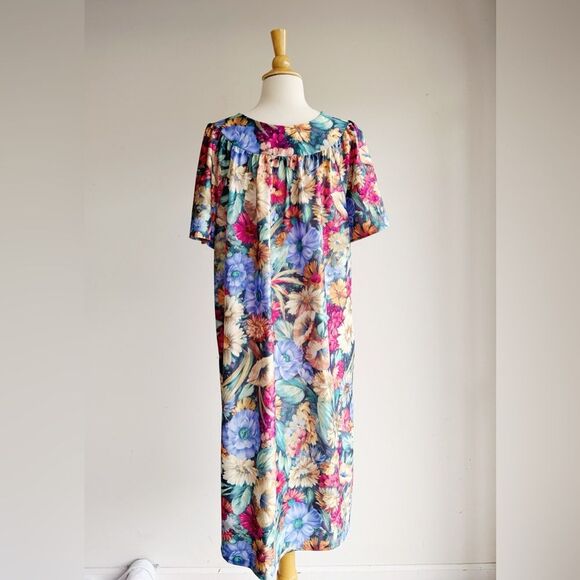 VINTAGE Just For Women Floral Muumuu Best Fit S-L - Picture 5 of 13